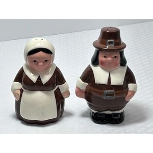 Thanksgiving‎ Publix Supermarket The Pilgrim Pair Salt & Pepper Shakers
